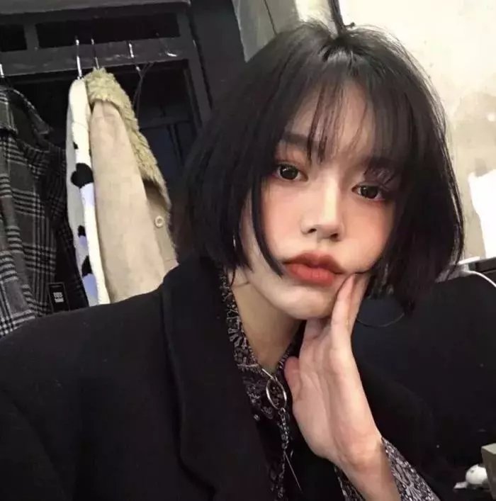 镜中秘影